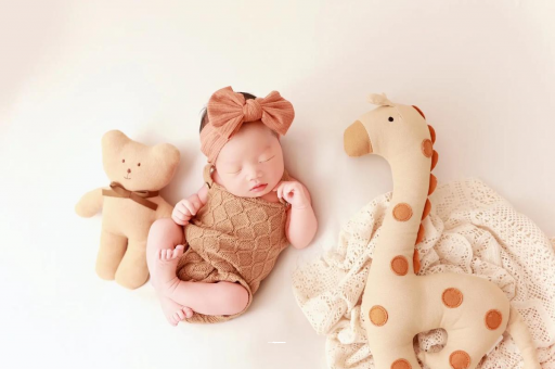 供卵包生男孩公司宝宝为什么揉眼睛