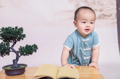 供卵包生男孩公司宝宝脚长的速度